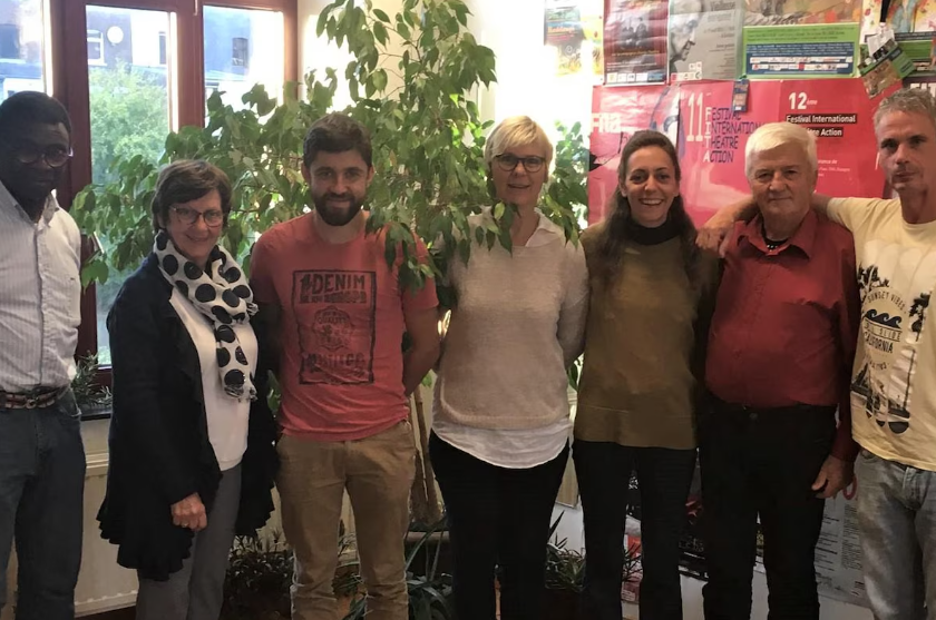 Membres de Mariam Faso réunis autour de l’association